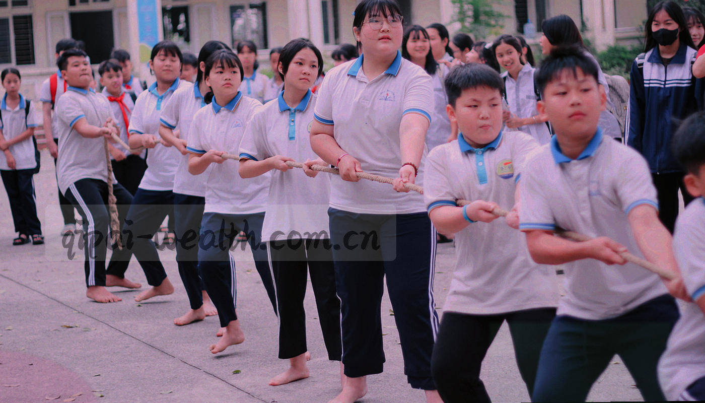 记录查询四步放宽条件的抽象流程信息图，四个编号步骤以虚线箭头依次相连
